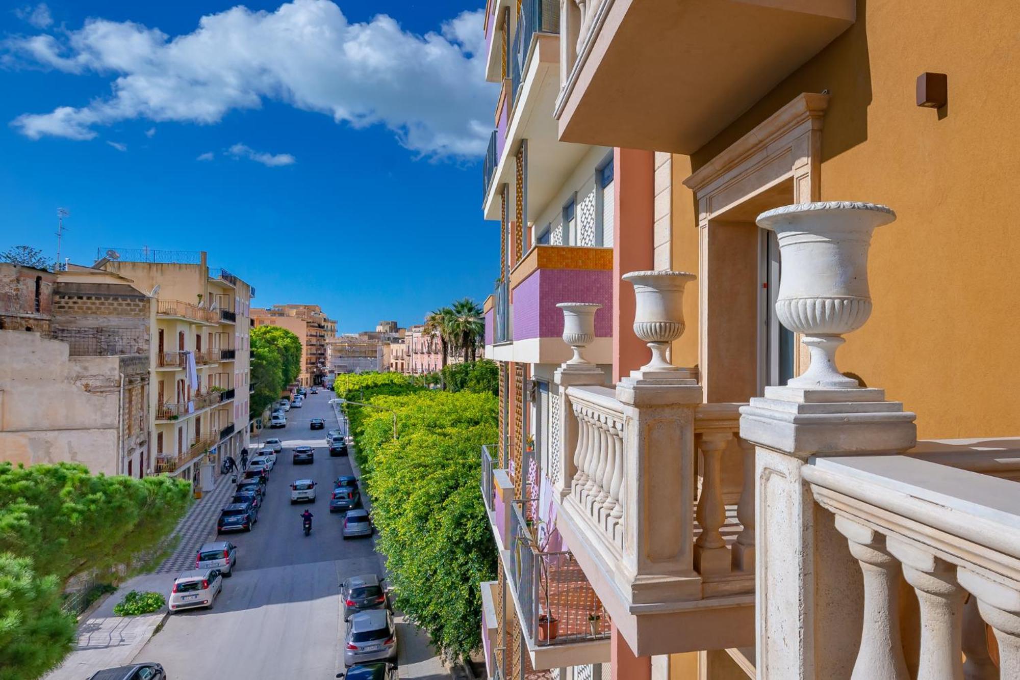 La Paloma Blanca Hotel Шакка Екстер'єр фото