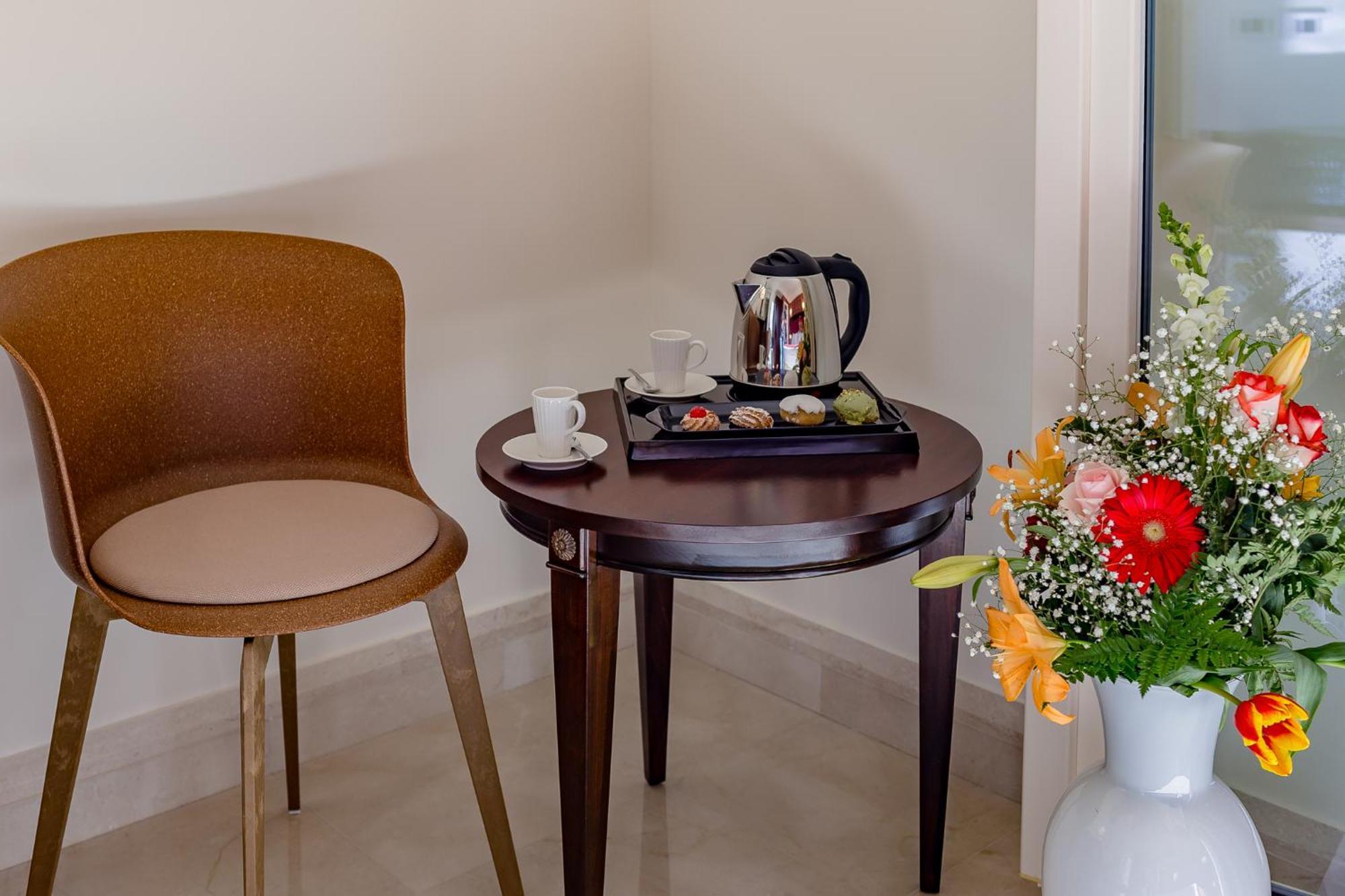 La Paloma Blanca Hotel Шакка Екстер'єр фото